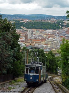 Tranvía de Opicina con Trieste al fondo