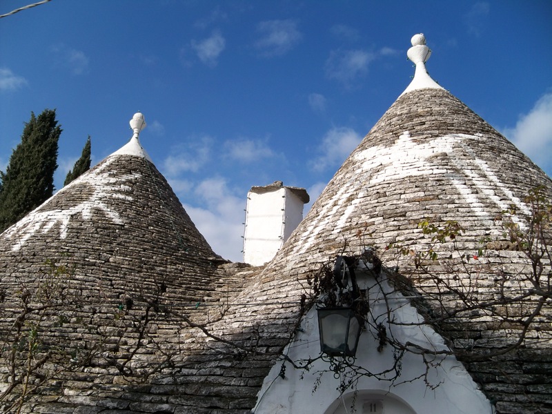 Los misteriosos símbolos de los Trulli de Alberobello
