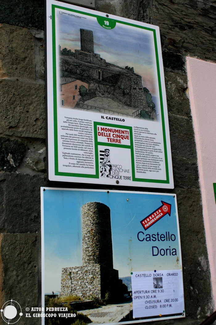 Cartel en al subida al castillo Doria en Vernazza