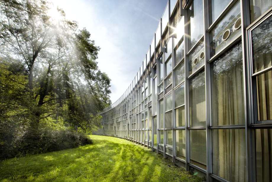 Edificio del complejo de Olivetti en Ivrea