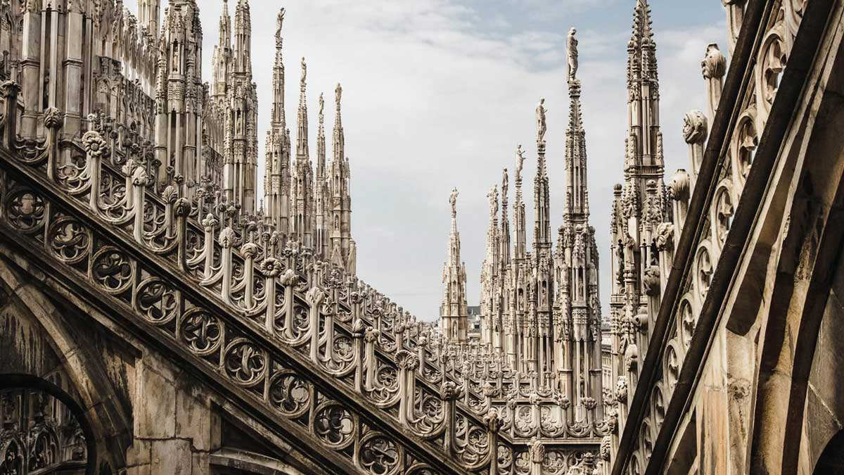 Detalle de las torres del Duomo de Milán